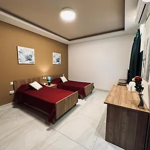 https://room-with-private-bathroom.hotelssaintjulians.com